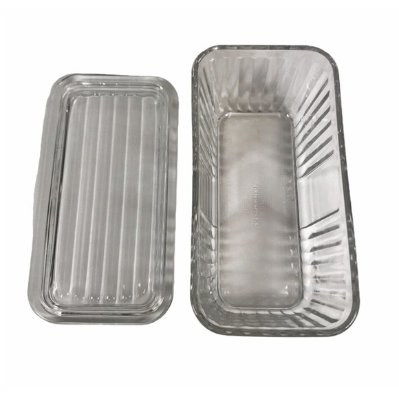 Anchor Hocking 1932 Vintage Design 8.5” Ribbed Clear Glass Fridge Dish with Lid - Picture 6 of 7